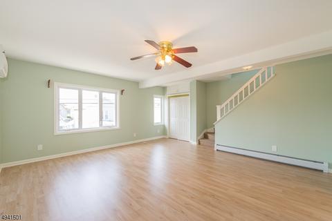 235 Wallington Ave, Wallington, NJ 07057 photo 7