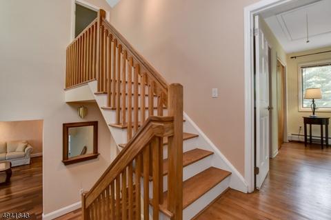 13 Tree Top Dr, Springfield, NJ 07081 photo 23