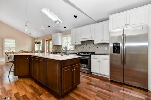 13 Tree Top Dr, Springfield, NJ 07081 photo 11