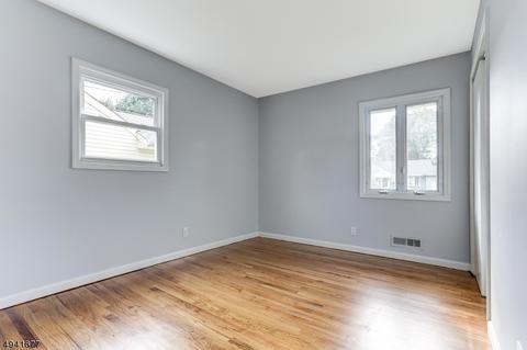 34 Warwick Rd, Hillside, NJ 07205 photo 8