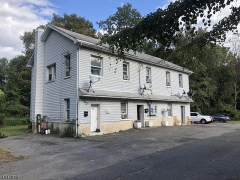70 Ferrara Ave, Wayne, NJ 07470 photo 2