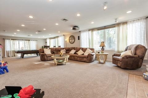 47 Monterey Dr, Wayne, NJ 07470 photo 12