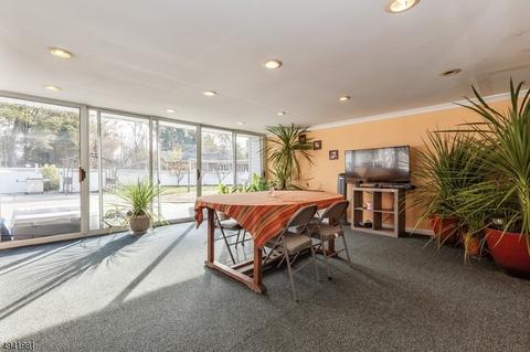 47 Monterey Dr, Wayne, NJ 07470 photo 4