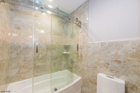 15 Ross Rd, Wallington, NJ 07057 photo 13