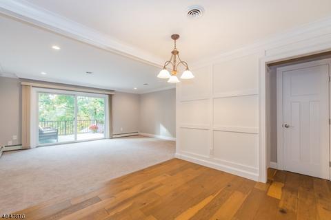 15 Ross Rd, Wallington, NJ 07057 photo 6