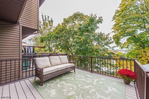 15 Ross Rd, Wallington, NJ 07057 photo 17