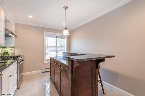 15 Ross Rd, Wallington, NJ 07057 photo 4