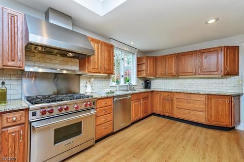 27 Linden Pl, Summit, NJ 07901 photo 6