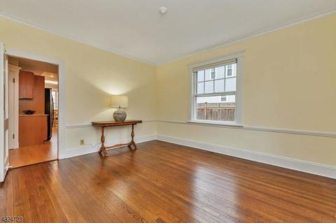 27 Linden Pl, Summit, NJ 07901 photo 4
