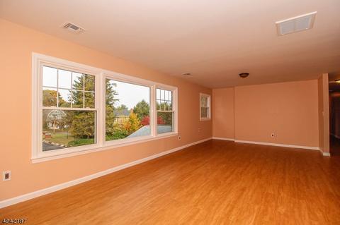 40 Warren St, Bloomfield, NJ 07003 photo 6