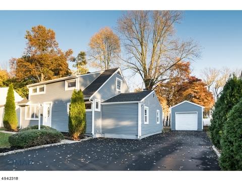 427 Warfield Rd, North Plainfield, NJ 07063 photo 1