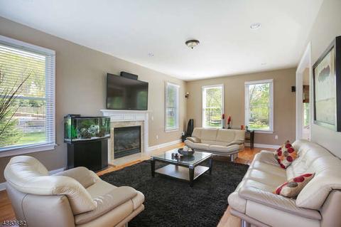 4 Normandy Ct, Warren, NJ 07059 photo 4