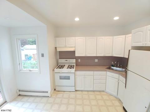 76 S Maple Ave, Springfield, NJ 07081 photo 11