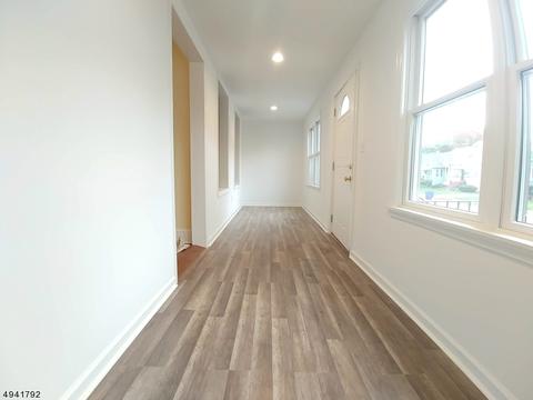 76 S Maple Ave, Springfield, NJ 07081 photo 3