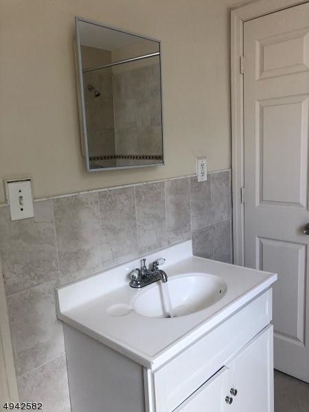 106 Ward St, Orange, NJ 07050 photo 11