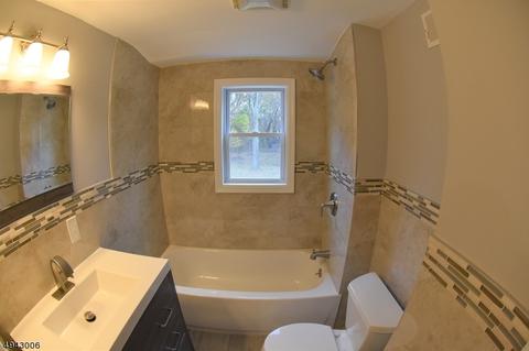 154 Valley Rd, Wayne, NJ 07470 photo 16