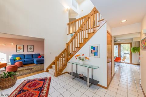 23 Timberline Dr, Wayne, NJ 07470 photo 4