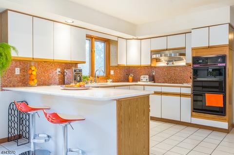 23 Timberline Dr, Wayne, NJ 07470 photo 8