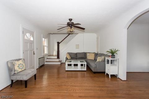 504 E Prospect St, Hackettstown, NJ 07840 photo 3