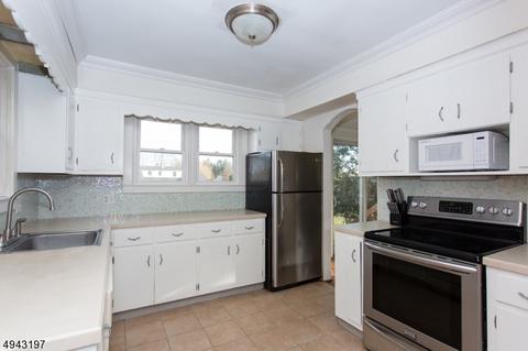 504 E Prospect St, Hackettstown, NJ 07840 photo 5