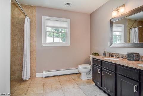 143 Hillcrest Dr, Wayne, NJ 07470 photo 10