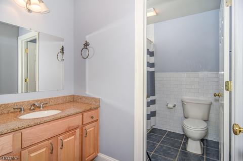 143 Hillcrest Dr, Wayne, NJ 07470 photo 15