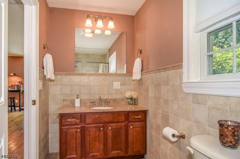 143 Hillcrest Dr, Wayne, NJ 07470 photo 12