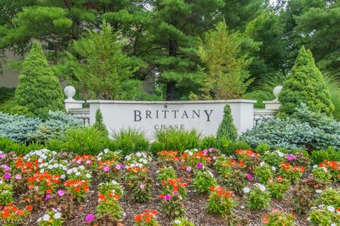 8614 Brittany Dr, Wayne, NJ 07470 photo 20