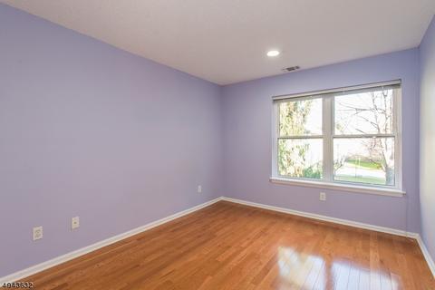 8614 Brittany Dr, Wayne, NJ 07470 photo 17