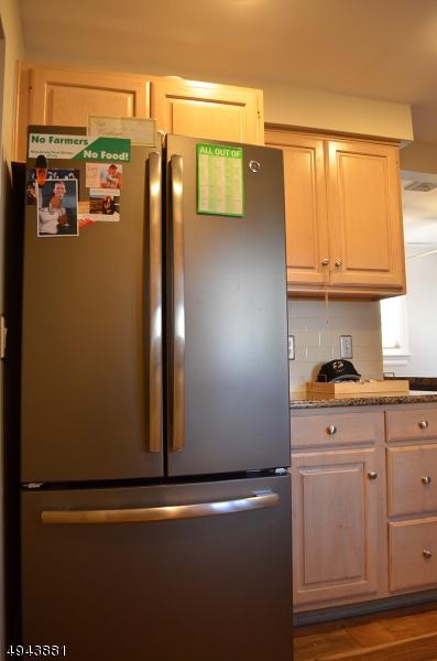 22 Wanamaker Ave, Waldwick, NJ 07463 photo 9