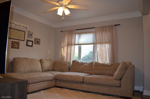 22 Wanamaker Ave, Waldwick, NJ 07463 photo 3