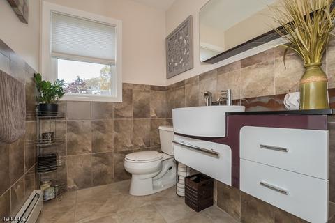 11 Drayton Pl, Wayne, NJ 07470 photo 16