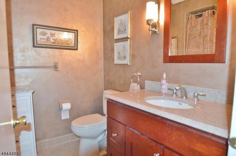 26 Bedford Ct, Madison, NJ 07940 photo 14