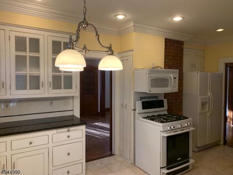 17 Cedar Pl, Wayne, NJ 07470 photo 9