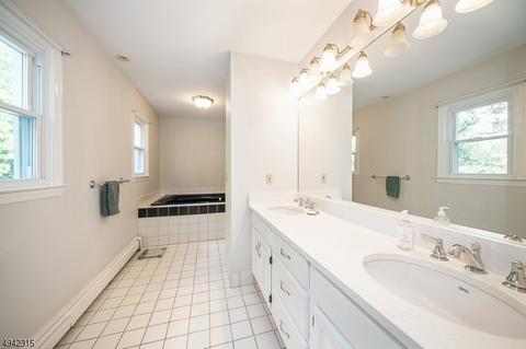 9 Jane Ter, Mendham, NJ 07945 photo 12