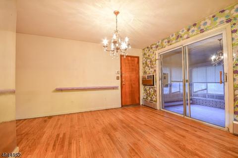 233 Forest Ave, Paramus, NJ 07652 photo 6