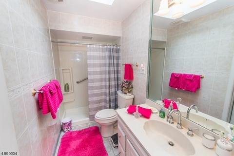 101 Algonquin Trl, Wayne, NJ 07470 photo 11