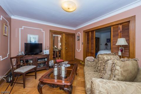 617 Centre St, Nutley, NJ 07110 photo 15
