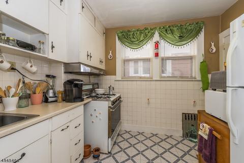 617 Centre St, Nutley, NJ 07110 photo 20