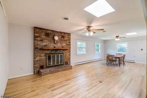 55 4th Ave, Wanaque Boro, NJ 07420 photo 11