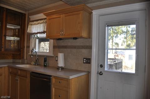 63 E Dewey Ave, Wharton, NJ 07885 photo 5