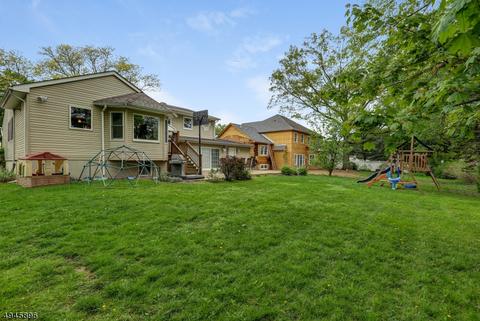 29 Cypress Ter, Springfield, NJ 07081 photo 2