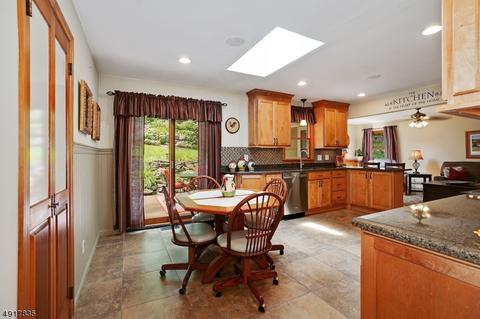 137 Black Brook Rd, Hampton, NJ 08827 photo 3