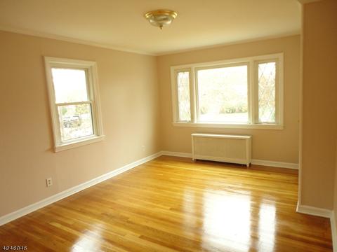 45 Ackerman Ave, Saddle Brook, NJ 07663 photo 2