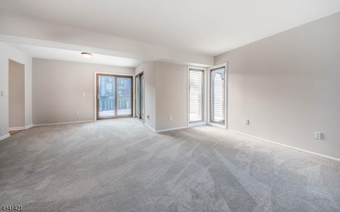 9 Delbarton Ct, Hackettstown, NJ 07840 photo 8