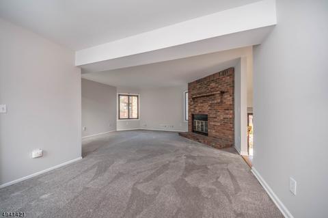 9 Delbarton Ct, Hackettstown, NJ 07840 photo 7