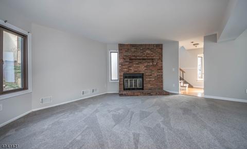 9 Delbarton Ct, Hackettstown, NJ 07840 photo 6