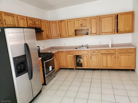 140 Danforth Ave, Paterson, NJ 07501 photo 3