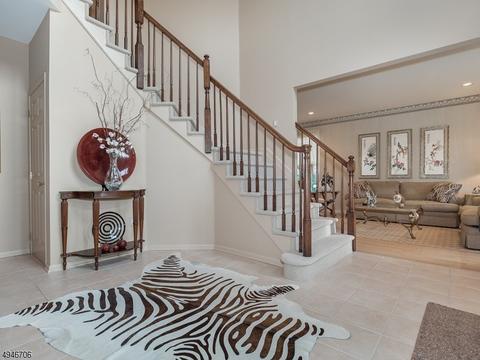 3 Diane Ct, Wayne, NJ 07470 photo 3