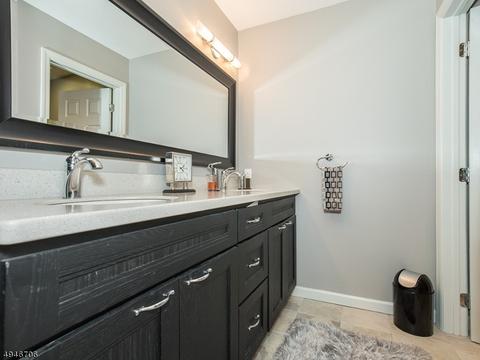 3 Diane Ct, Wayne, NJ 07470 photo 20